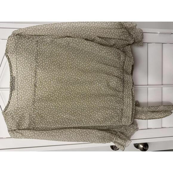 Abercrombie & Fitch long sleeve chiffon wrap blouse size Large - Picture 6 of 6